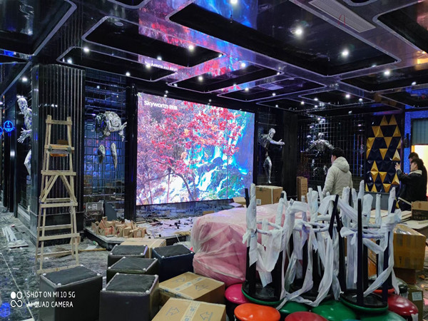 固安室内P2.5全彩显示屏